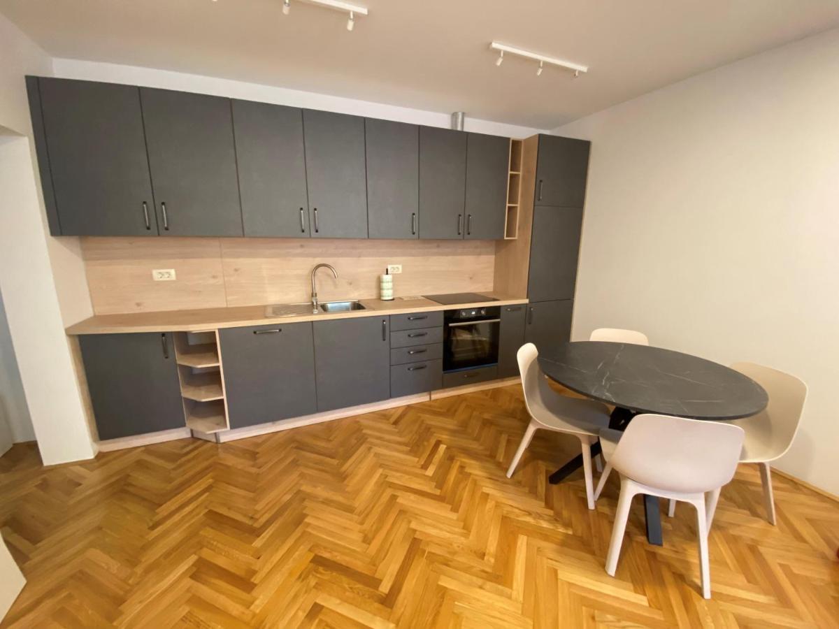 Apartments Tito & Robin Копер Экстерьер фото