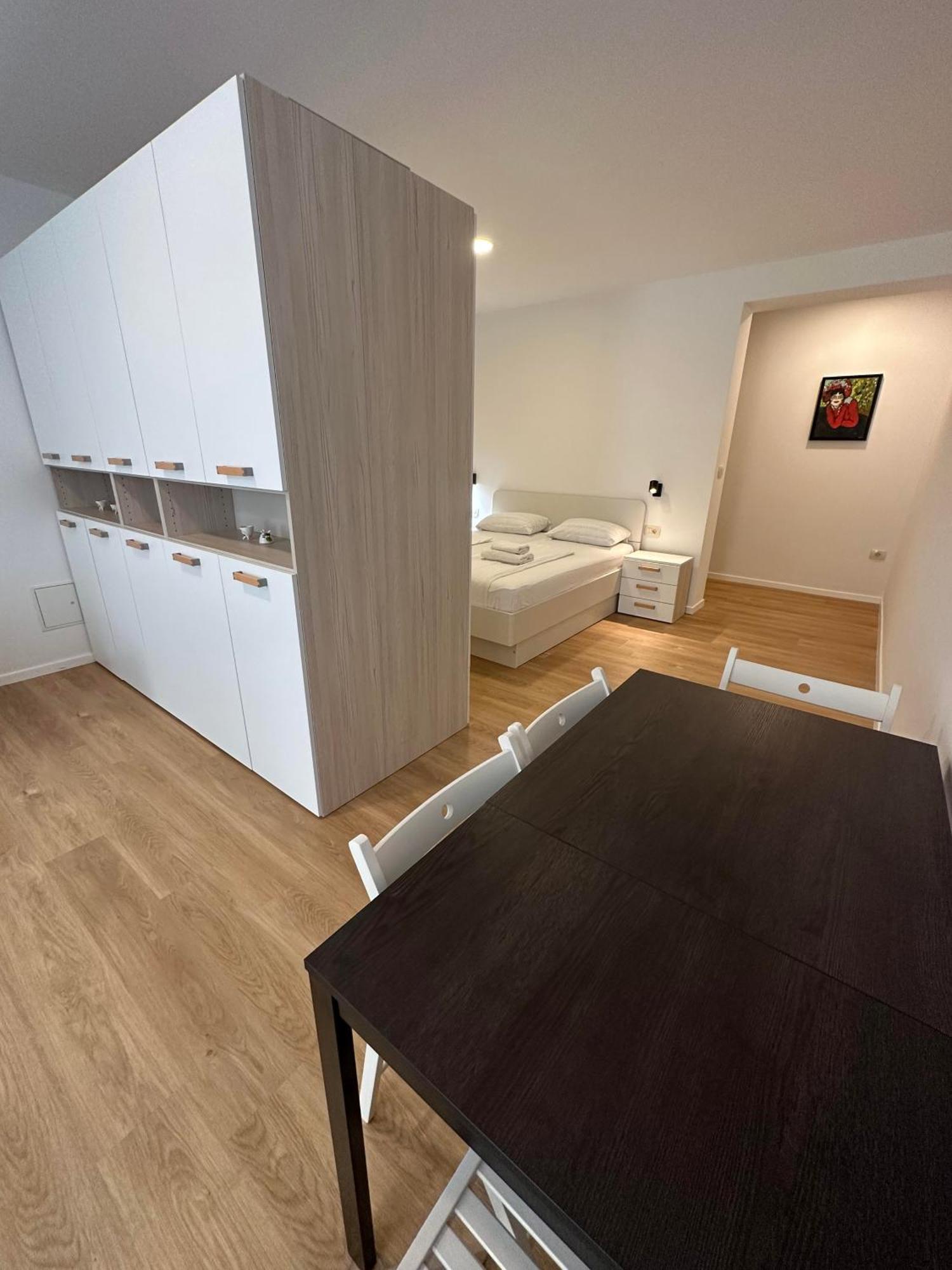 Apartments Tito & Robin Копер Экстерьер фото